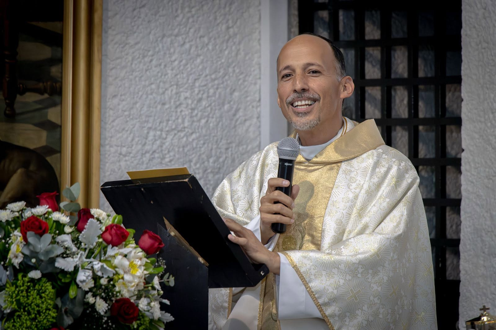P. Enrique Mireles, S.J.